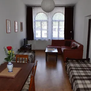 https://apartmany-lenka.karlovyvary-hotels.com