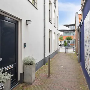 Zen In The Centre Of Ferienhaus Zandvoort